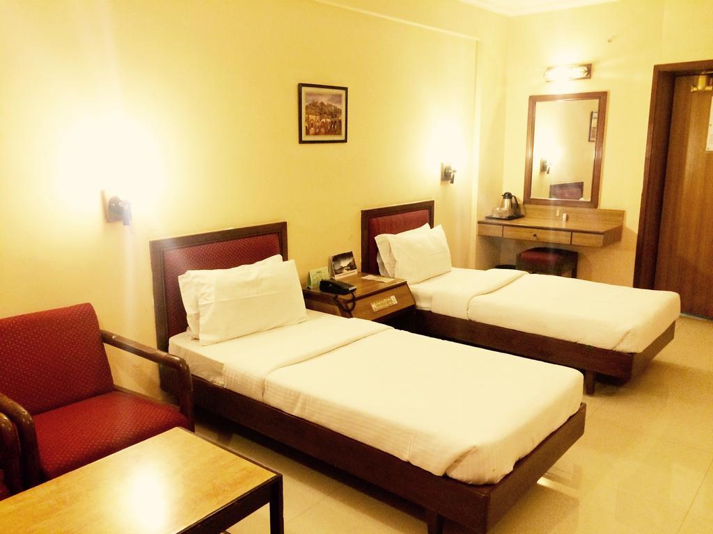 Hotel Harsha Hyderabad Exterior foto