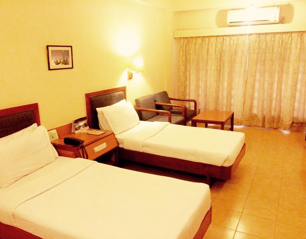 Hotel Harsha Hyderabad Exterior foto