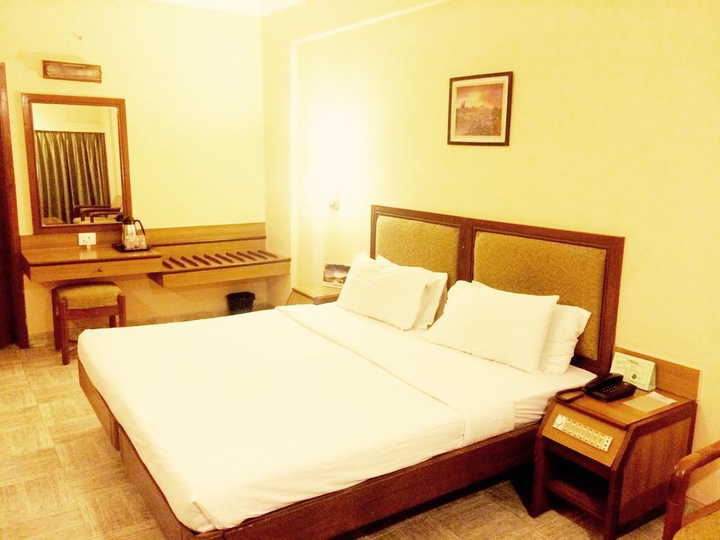 Hotel Harsha Hyderabad Exterior foto